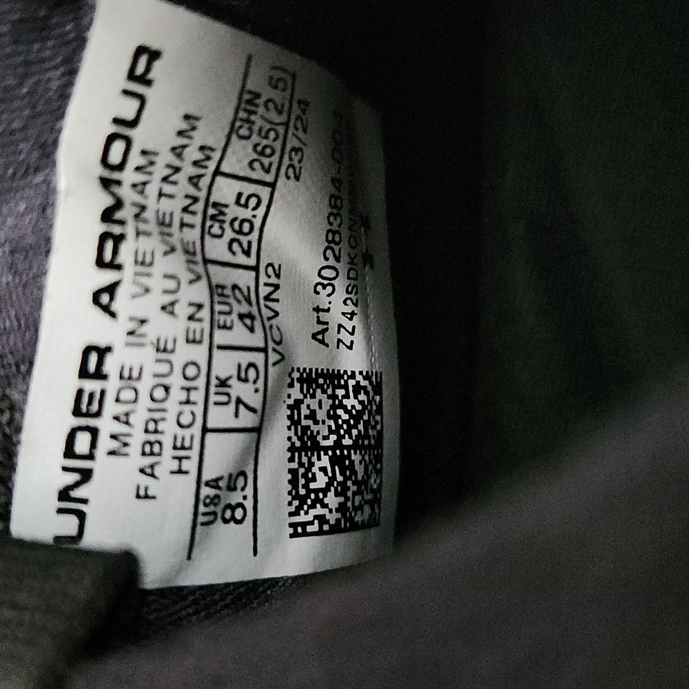 Under Armour Phantom Shoes Euc - image 7